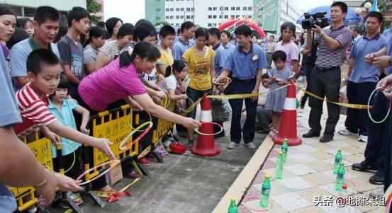 摆地摊卖什么产品最赚钱而且很受欢迎？