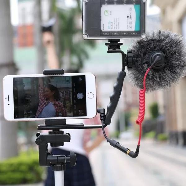 在线直播需要什么设备？手机直播设备推荐