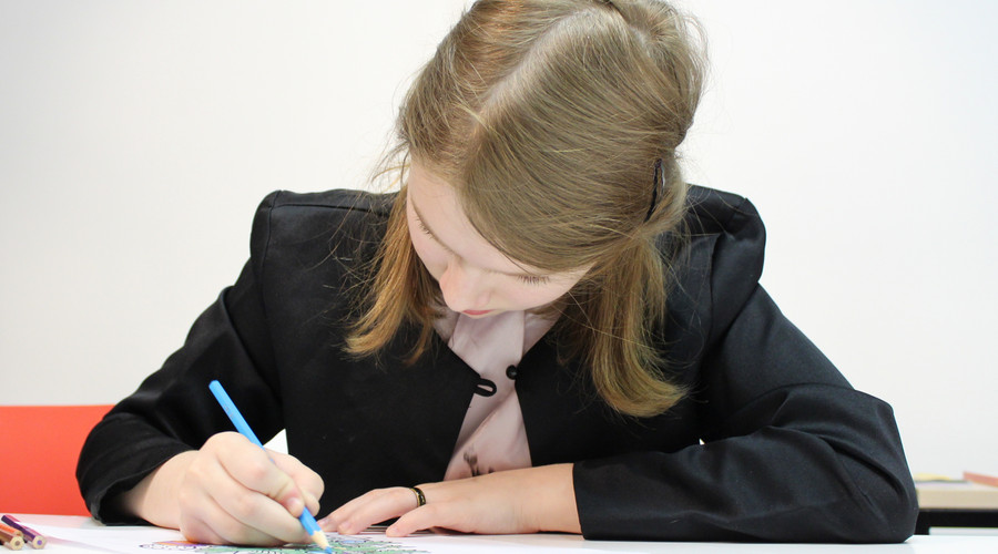 做化妆品微商应如何去招募代理你知道吗